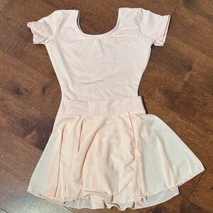 New never worn pink kids dance outfit